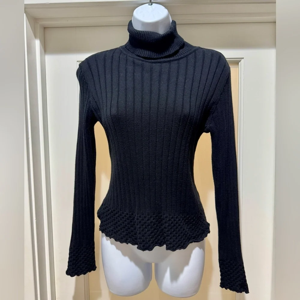 Caslon Black Ribbed Turtleneck Waffle Hem Sweater Size MP - Picture 3 of 13